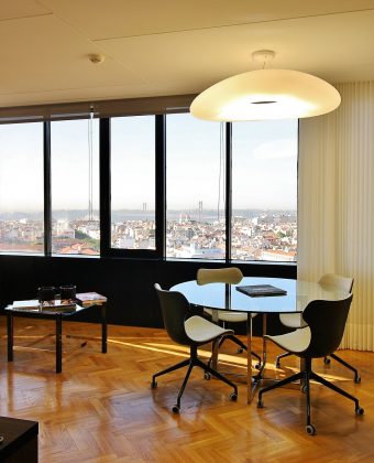 AM | 48 NEW OFFICES – AMOREIRAS TOWERS – LISBON, PORTUGAL
